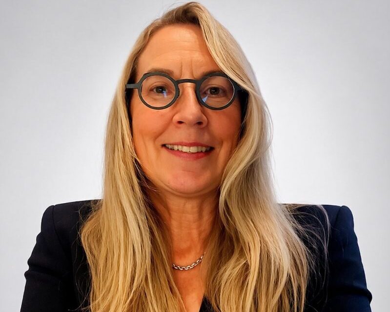 Elizabeth Kepes from Intact Insurance Joins Plasnomic Council